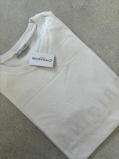 REMERA OVER BASIC