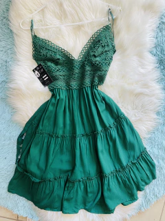 Vestido verde bandera