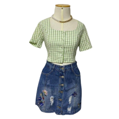 Saia Jeans Bordada - TAM M - comprar online