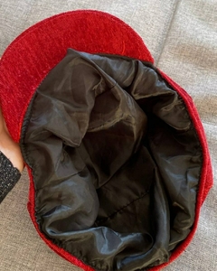 Boina de veludo vermelha