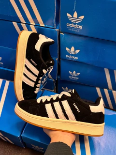 Adidas Campus Negras v2 - Kham Store
