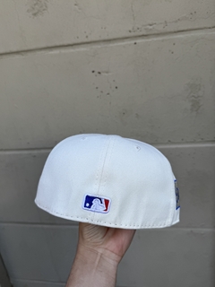 Gorra Cerrada LA en internet