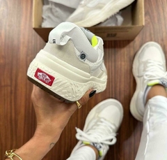 Vans Ultrarange en internet