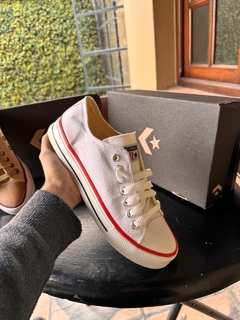 Converse blancas talle 42