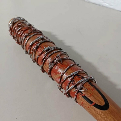 Taco Lucille The Walking Dead - Madeira Maciça com Arame Farpado