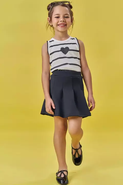 Conjunto de Blusa em Malha UV e Saia Kukiê