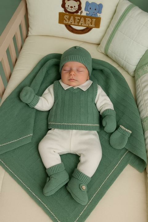 Saída de Maternidade Verde Sanches