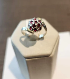 Anillo Gran Frutilla - Carey joyería y relojería