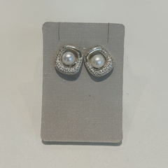 Aros de plata con perla y cubics