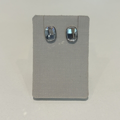 Aros oval con cristal blanco