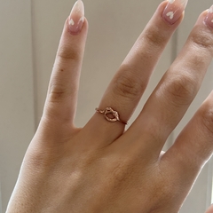 Anillo rosé nudo