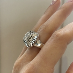 Anillo de plata inflada con cubics blancos - comprar online