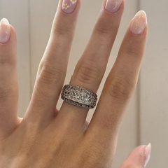 Anillo de plata con cubics