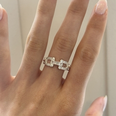 Anillo de plata con cubics