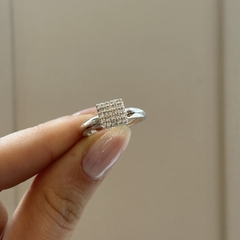 Anillo de plata cuadrado con cubics - comprar online