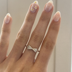 Anillo de plata moño con cubics