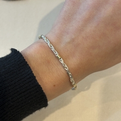 Pulsera con trabitas de oro