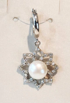 Aros Argolla con Flor y Perla - comprar online