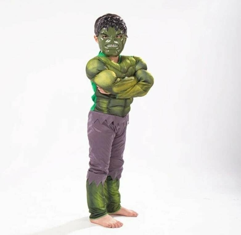 Fantasia Hulk com músculos