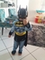 Fantasia Batman Azul com músculos na internet