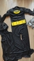 Fantasia Batman com músculos - Mundinho da Maitê