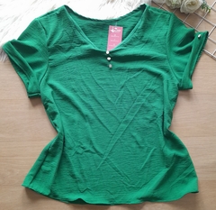 Blusa feminina plus size manga curta duna verde