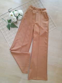 Calça feminina alfaiataria flare social cintura alta