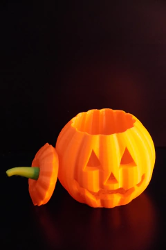 Calabaza de halloween con tapa en internet