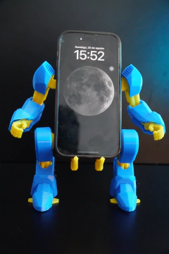 soporte de celulares con forma de exoesqueleto en internet