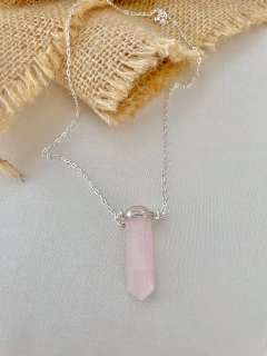 Colar cristal de pedra natural com corrente na internet