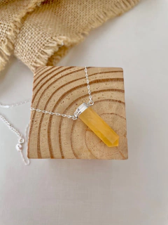 Colar cristal de pedra natural com corrente - Semilla de la Luna