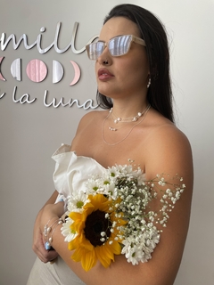 Colar choker corrente e pérolas Biwa na internet