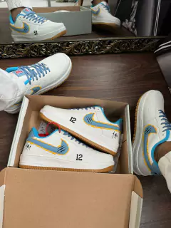 Air Force One Memphis na internet