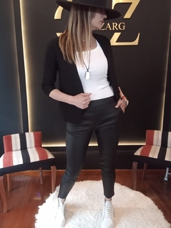 Chaqueta Pearl Black en internet