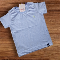 Camisa azul claro