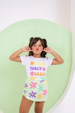 Conjunto Short Saia Flores na internet