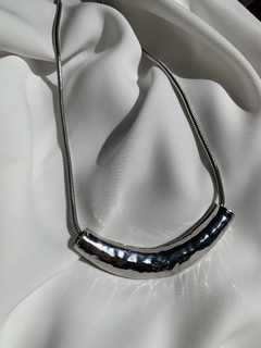 Colar Maxi Pingente Prateado - comprar online
