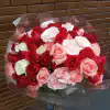 Buquê de 36 rosas tons variados