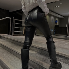 Skinny // Engomado