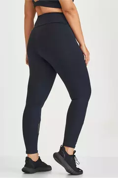 LEGGING NZ COM DETALHE DE SILK NA LATERAL PRETA na internet