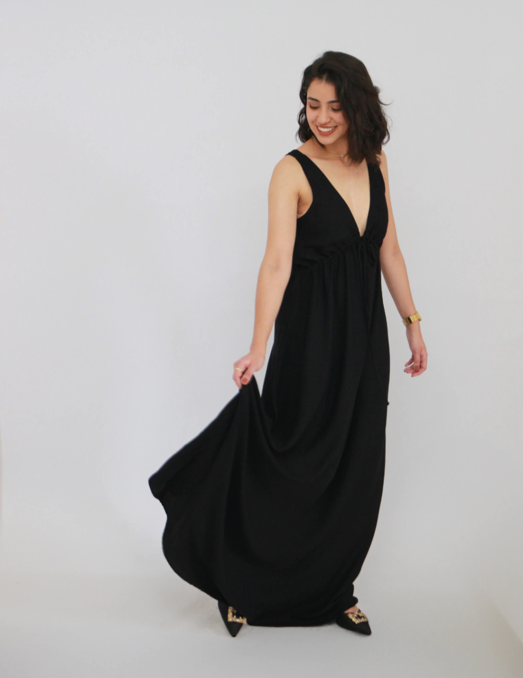 VESTIDO LONGO DECOTE
