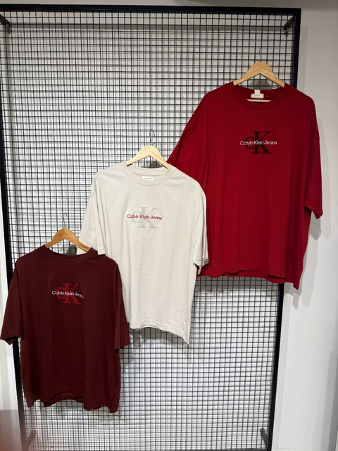 REMERA OVER CK TOWEL