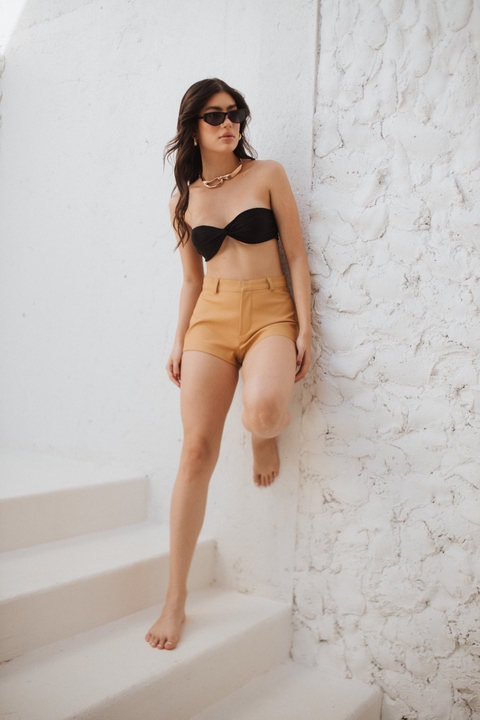 Shorts Couro Gold Creta