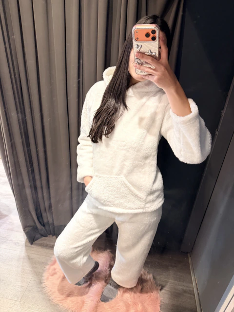 Pijama Paris, Teddy suave