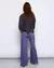 pantalón ancho con rayas moradas en internet