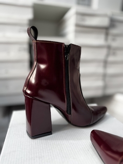 BOTINETA BICH ALTO BRILLO BORDO - tienda online