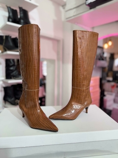 BOTAS VALENTINA SIMIL CUERO CROCO SUELA - comprar online