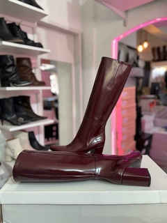 BOTAS KIM CHAROL BORDO - comprar online