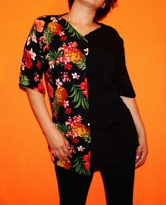 CAMISA FLOREADA NEGRA CON ROJO - GDLY