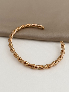 BRACELETE TORCIDO ABERTO BANHO ROSÉ